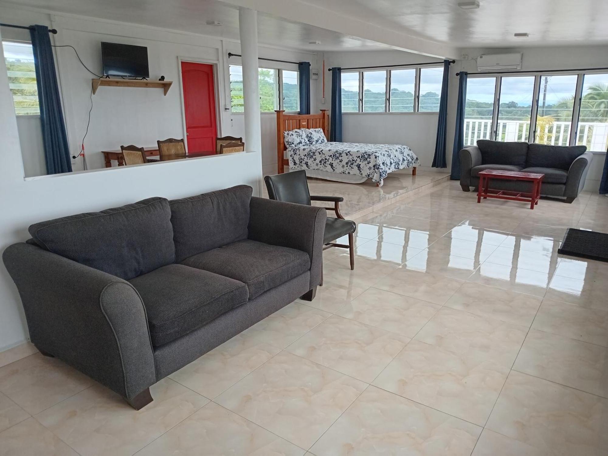 Dave Parker Eco Lodge Hotel Апиа Экстерьер фото